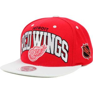 Detroit Red Wings Mitchell and Ness NHL Chase Snapback Cap