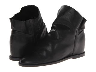 Stuart Weitzman Sprite Womens Pull on Boots (Black)