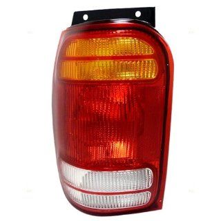 New Drivers Taillight Taillamp Assembly SAE and DOT: Automotive