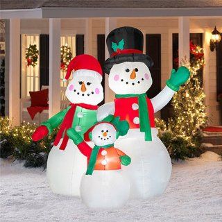 GEMMY AIRBLOWN INFLATABLE SNOW FAMILY SCENE CHRISTMAS DECOR PROP Holiday Effects SS85916G: Toys & Games