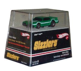 Hot Wheels Sizzlers Green Sports Coupe Olds 442. 1:64 Scale Oldsmobile car with built in motor. World's coolest electric car. Quick charge Sizzler car in 90 seconds. Charger sold separately.: Toys & Games