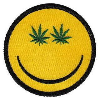 Novelty Iron on   Weed Indeed!! Pot Marijuana Leaf Smiley Face Logo Patch: Clothing
