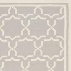 Moroccan Dhurrie Gray/Ivory Wool Area Rug (8' Square) Safavieh Round/Oval/Square