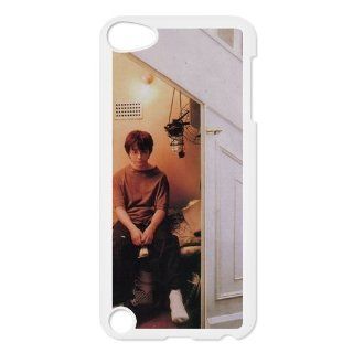 Custom Personalized Harry Potter's crib Cover Hard Plastic Ipod Touch 5 Case: Cell Phones & Accessories