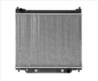 OE Replacement Ford Econoline Radiator (Partslink Number FO3010171): Automotive