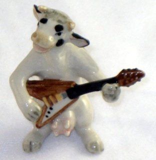 COW HOLSTEIN B & W Band plays Flying V ELECTRIC GUITAR New MINIATURE Porcelain Figurine KLIMA K676D   Collectible Figurines