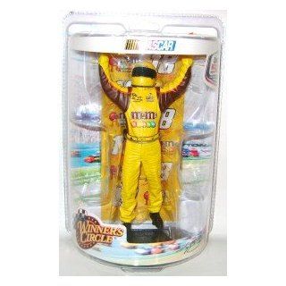 Kyle Busch #18 MMs M&Ms Yellow Brown With Helmet Uniform 2009 Daytona 500 Edition Winners Circle Six Inch Action Figure: Toys & Games