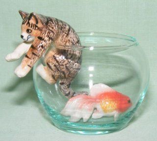 CAT Tiger Brown Climbs out of GoldFish Bowl w FISH New 3 MINIATURE Porcelain Figurines KLIMA L993C   Collectible Figurines