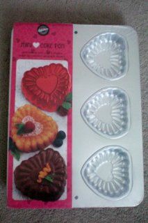 Wilton Mini Cake Pan    Make Romantic Heart Cakes & Desserts    Perfect for Valentines, Weddings, and Showers    New    Also includes Valentine Layered Gelatin Recipe Kitchen & Dining