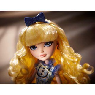Ever After High Blondie Lockes Fashion Doll: Toys & Games