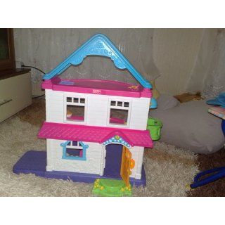 Fisher Price My First Dollhouse (Caucasian Family): Toys & Games