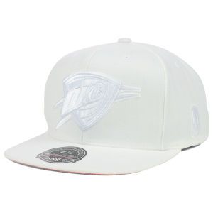 Oklahoma City Thunder Mitchell and Ness NBA Under White Fitted Hat
