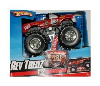 2006 Hot Wheels Monster Jam PASTRANA 199 Super Speeders Official Monster Truck Series 1:43 Scale Collectible Truck: Toys & Games