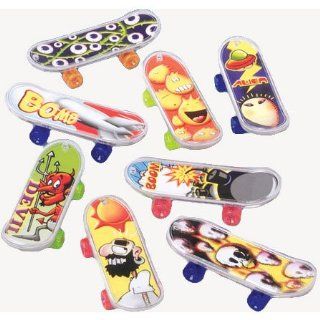 DELUXE Jumbo Sized Finger Skateboards   12 Pack: Toys & Games