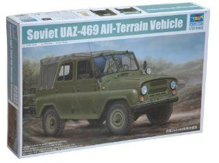 Trumpeter Soviet UAZ469 All Terrain Vehicle (1/35 Scale) Toys & Games
