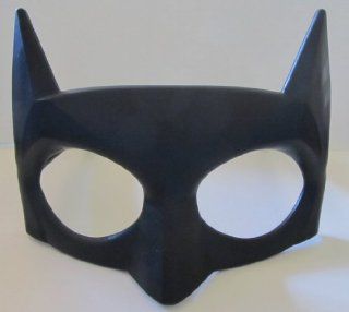 Beware the Batman 2013 McDonalds #6 Wear The Batman Mask: Toys & Games