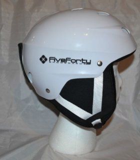 size M Ski snowboard snow Helmet Snowjam 540 model T9, 2012 color White NEW : Sports & Outdoors