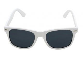 Vintage Retro Wayfarer White Sunglasses Smoke Lens: Shoes