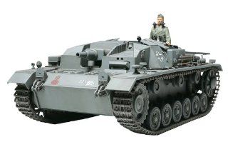 Tamiya 1/35 WWII German Sturmgeschutz III Ausf.B: Toys & Games