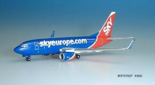 InFlight 500 Sky Europe B737 700 Model Airplane: Toys & Games