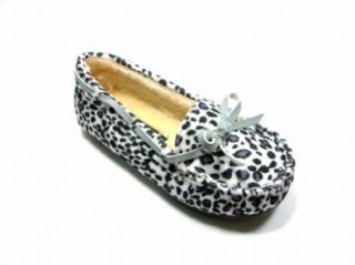 Toddler Girls Gray Leopard White Suede Moccasin Style Slip On Loafers: Shoes