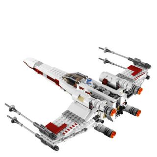 LEGO Star Wars: X Wing Starfighter (9493)      Toys