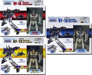 Macross: 1/100 Scale Transformable Action Figure Series 1 (Set of 3): Toys & Games