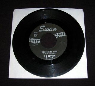 THE BEATLES "She Loves You & I'll Get You" 1964 SWAN 45 Record: Music