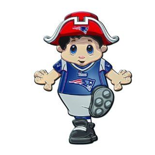 New England Patriots Mascot Cling : Automotive Decals : Sports & Outdoors