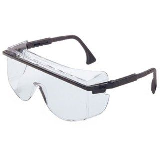 Uvex S2500C 01 Astro 3001 Safety Glasses Worn Over Prescription Glasses, Clear Lens: Industrial & Scientific