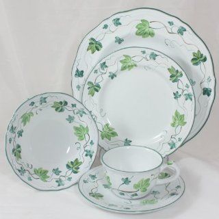 Herend Village Pottery, Present Tense, IVY, 5 Piece Dinnerware Place Setting: Kitchen & Dining