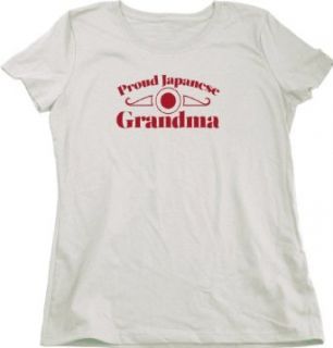 Proud Japanese Grandma  Japan Pride Ladies Cut T shirt Japan Grandparent Shirt: Clothing