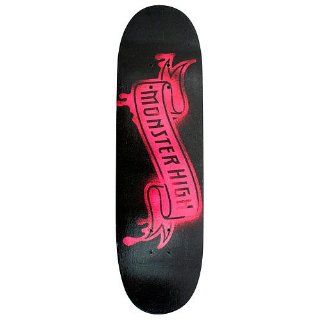 GIRLS Monster High 28 inch Skateboard   Zip Ride in style on the new Monster High 28 inch Skateboard from Bravo   GRAPHIC COLOR AND DESIGNS MAY VARY SLIGHTLY SENT AT RANDOM: Toys & Games