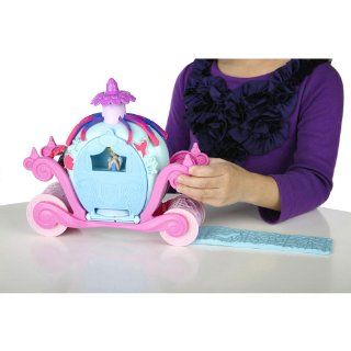 Play Doh Magical Carriage Featuring Disney Princess Cinderella: Toys & Games