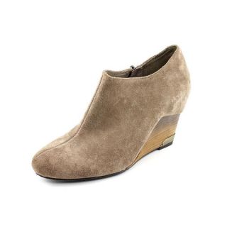 Vince Camuto Womens Hamil Regular Suede Boots  