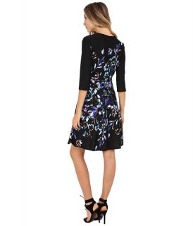 Donna Morgan 3/4 Sleeve Printed Scuba Fit and Flare Dress