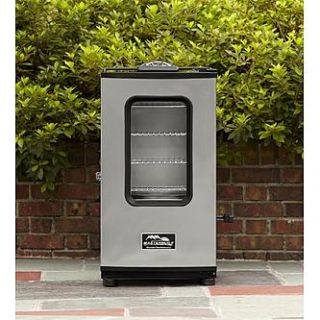 Remote Controlled Electric Smoker: Make Favorites with Ease with 