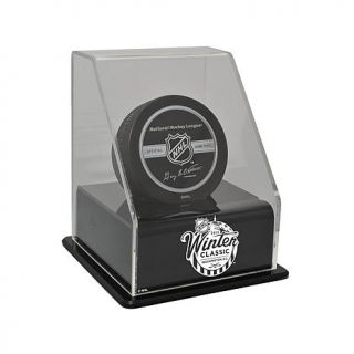 2015 NHL Winter Classic Angled Hockey Puck Display Case   7695088